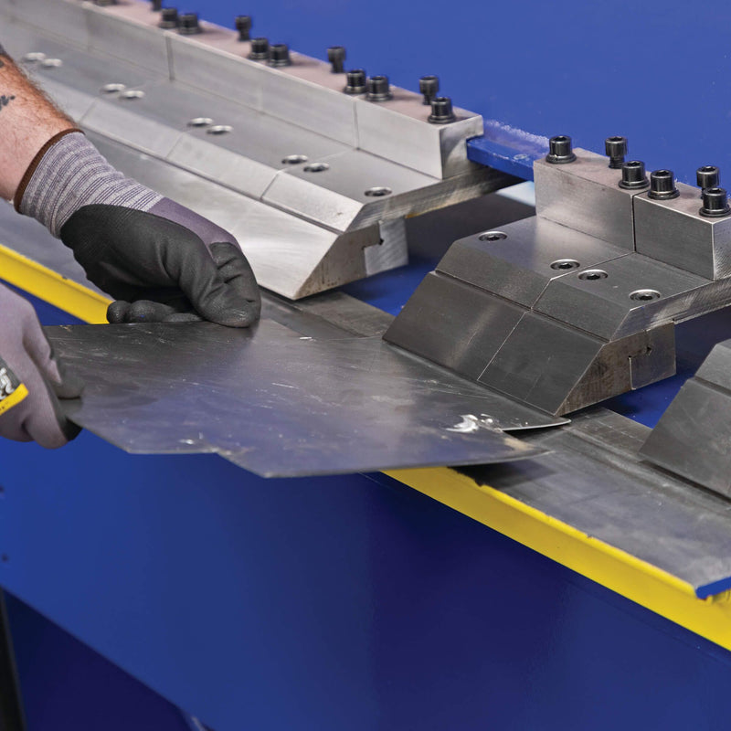 Eastwood 74130 48 Inch HD Box and Pan Brake - Positioning Sheet Under Fingers 1